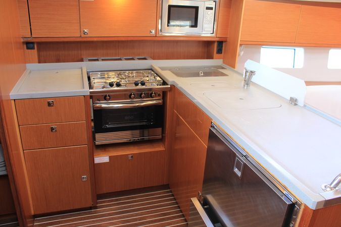 Bavaria C45 | Amaryllis