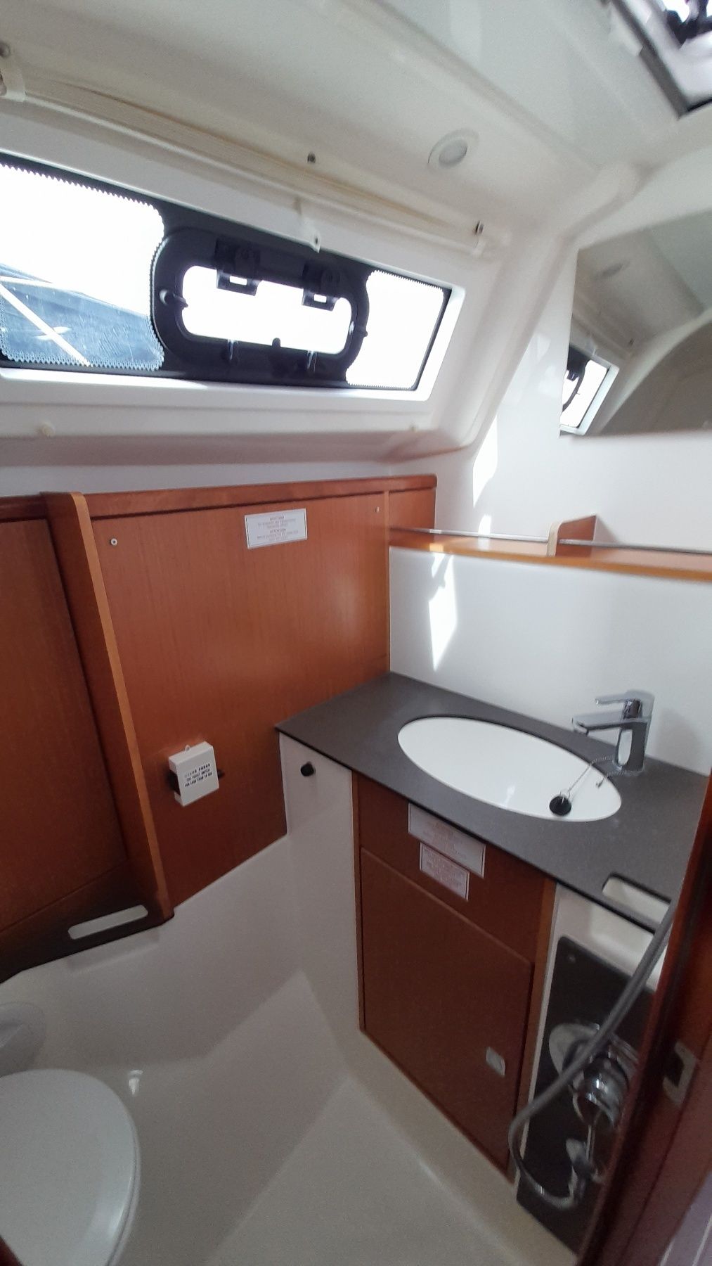 Bavaria Cruiser 37 | Nenemia