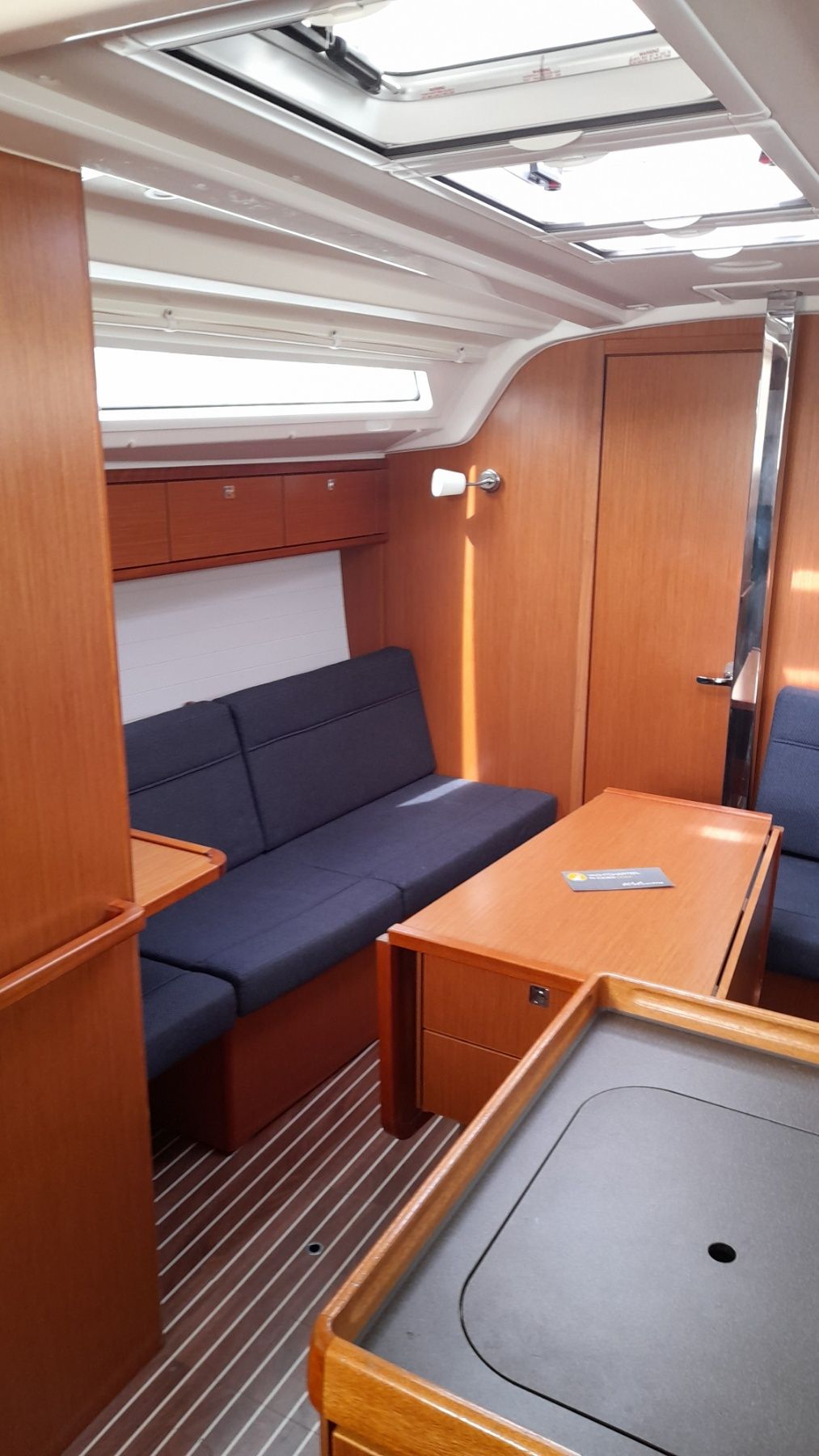 Bavaria Cruiser 37 | Nenemia