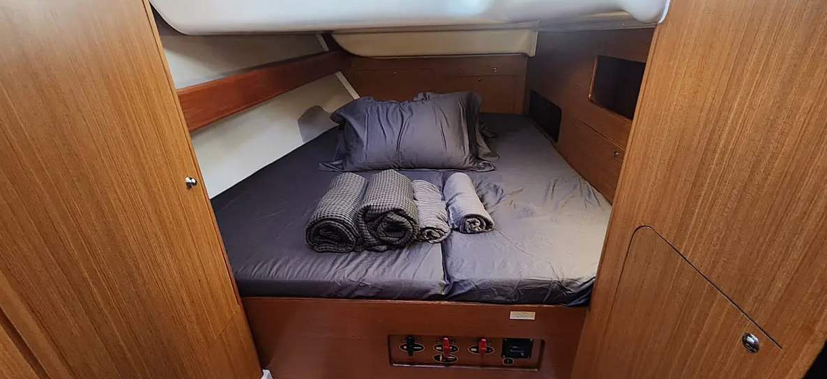 Beneteau Cyclades 43.4 | Grace of Rockfleet