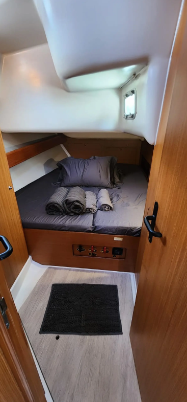 Beneteau Cyclades 43.4 | Grace of Rockfleet