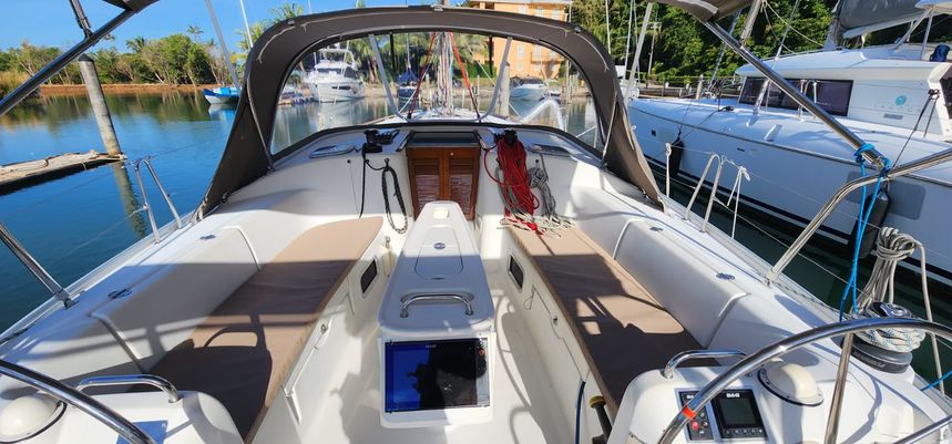 Beneteau Cyclades 43.4 | Grace of Rockfleet