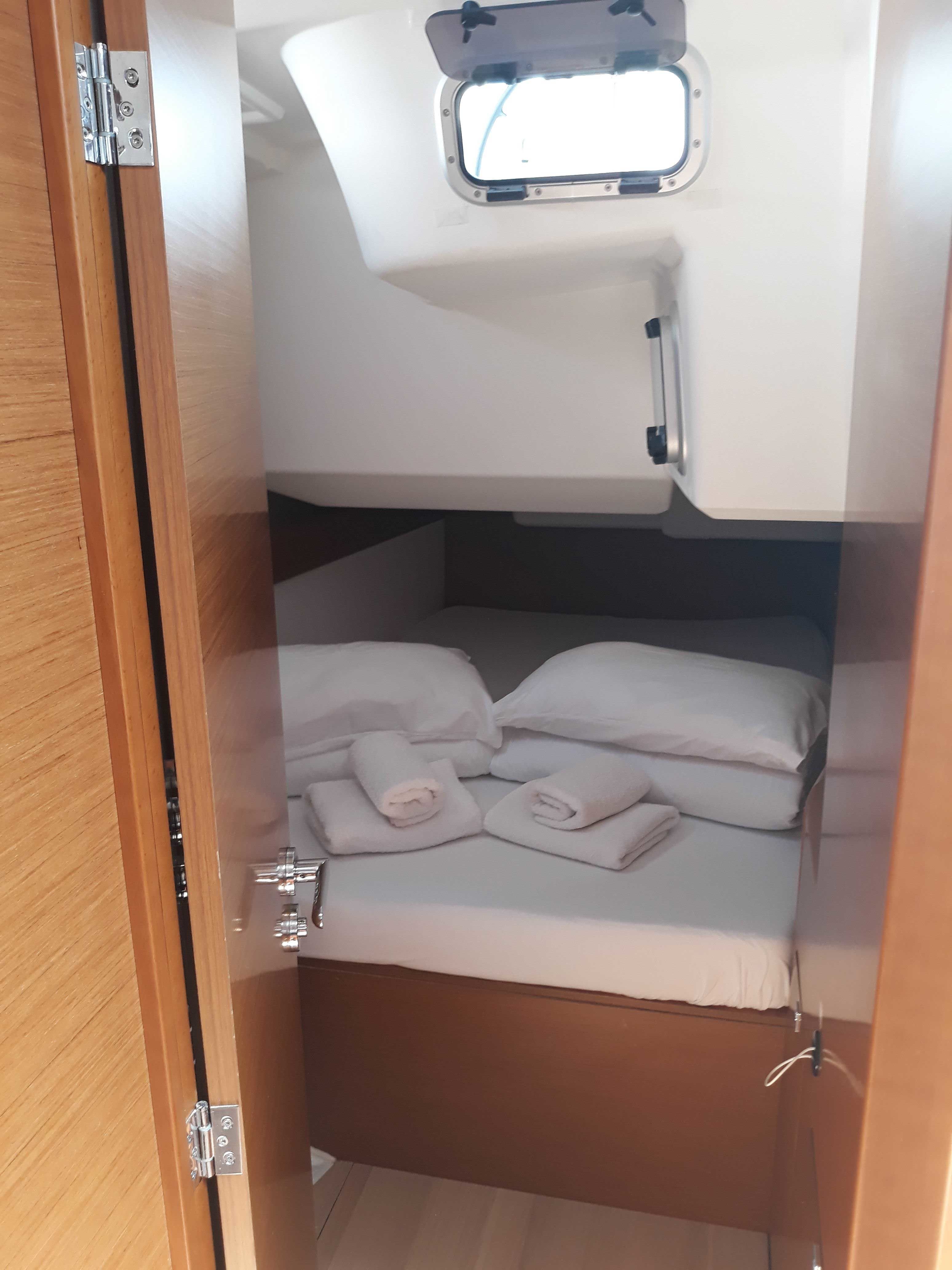 Jeanneau Sun Odyssey 479 | Maribel