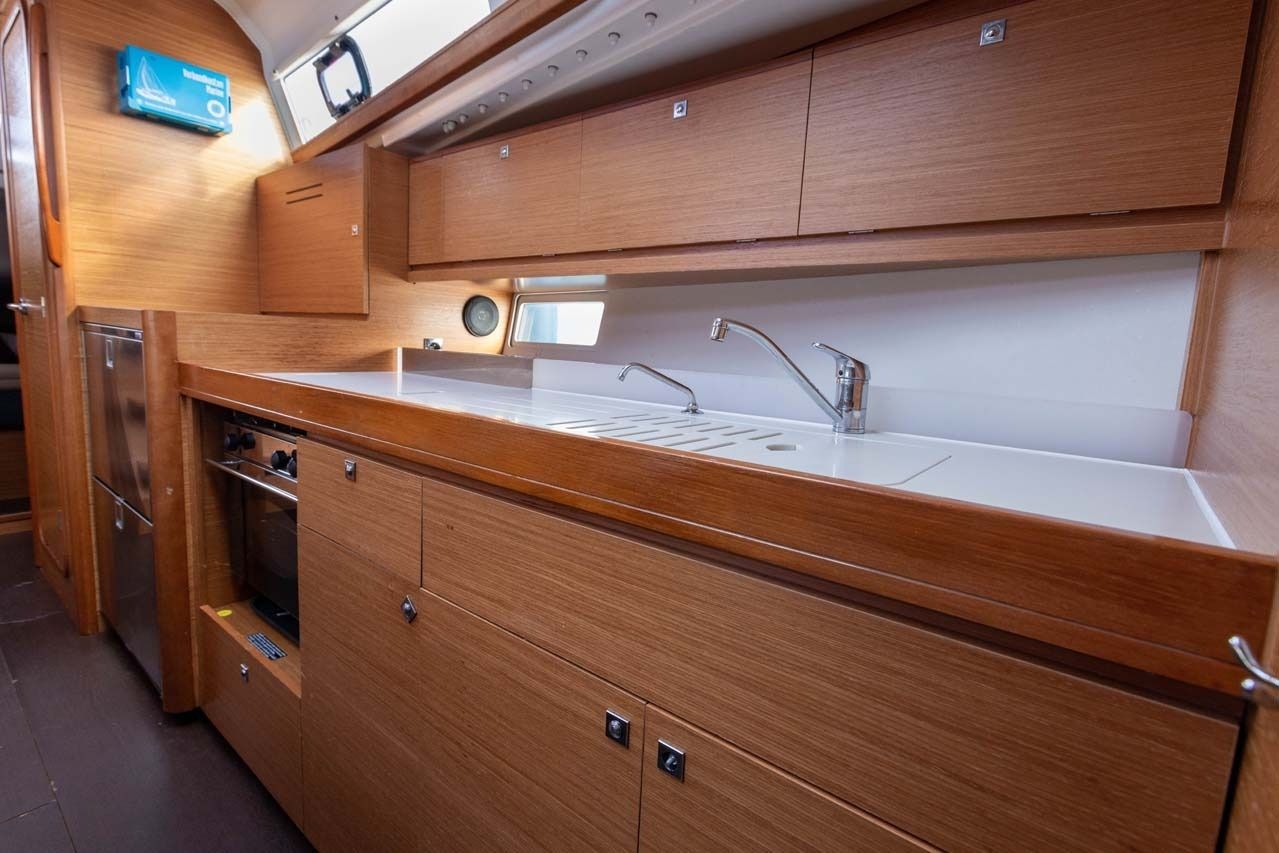 Dufour 382 | Something Stupid