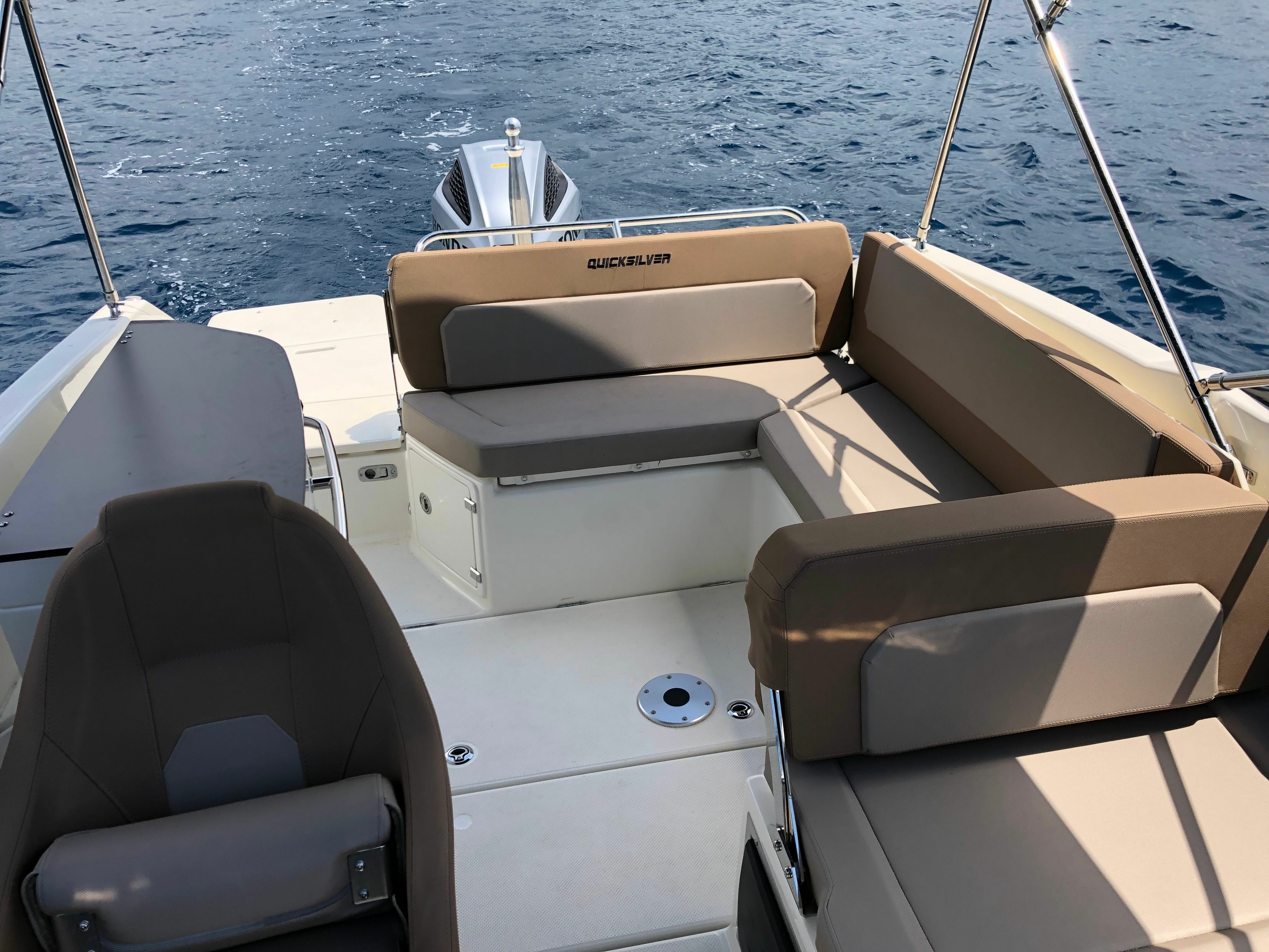 Quicksilver 755 | Bowrider