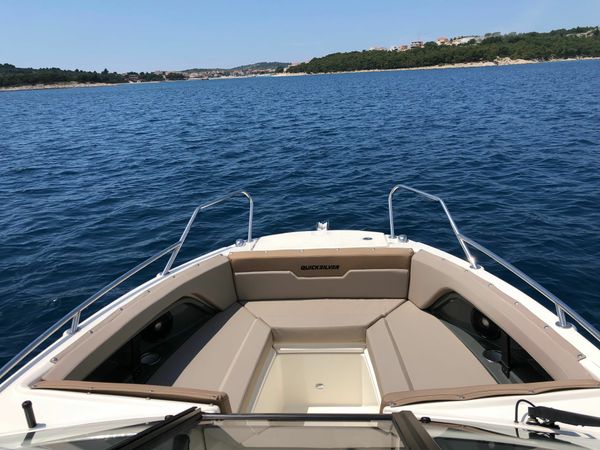 Quicksilver 755 | Bowrider