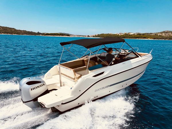 Quicksilver 755 | Bowrider