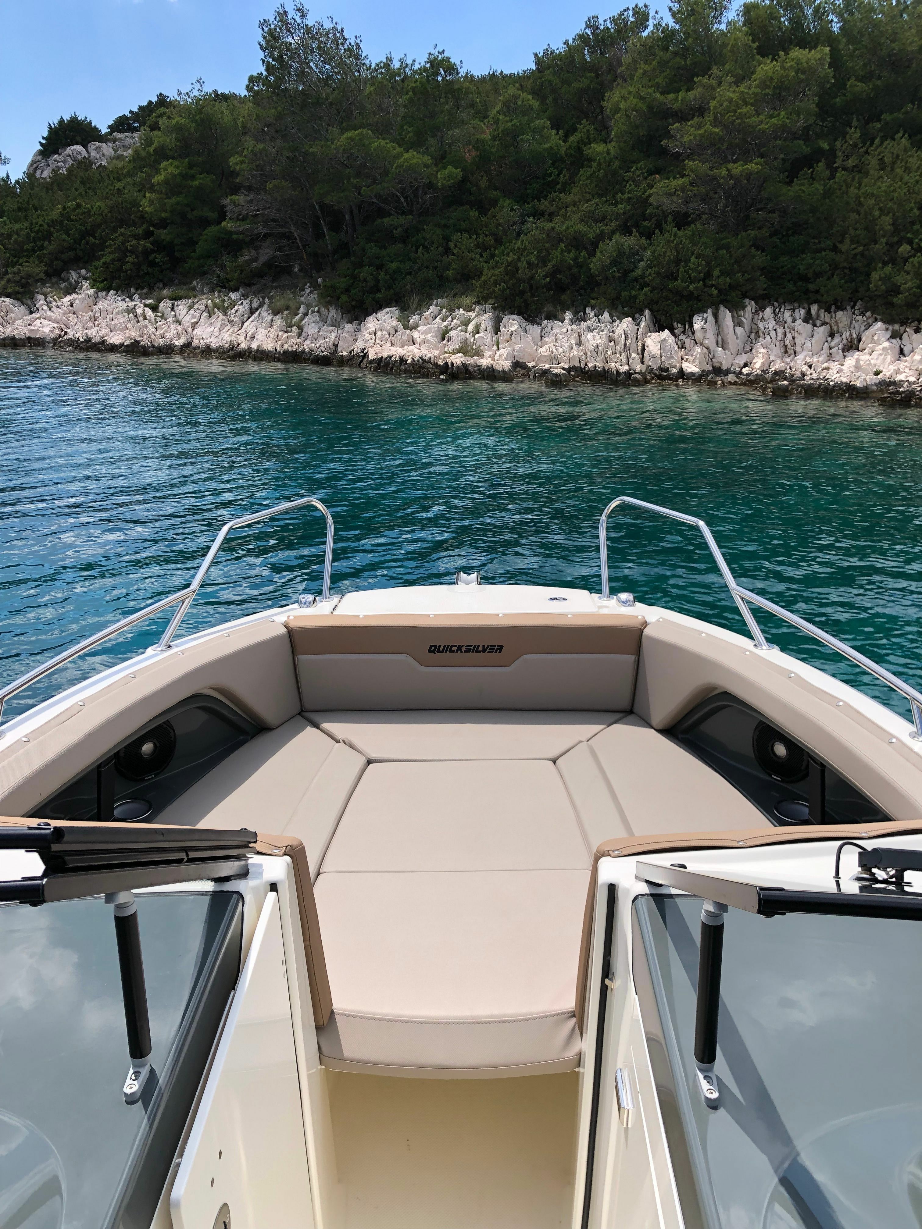 Quicksilver 755 | Bowrider