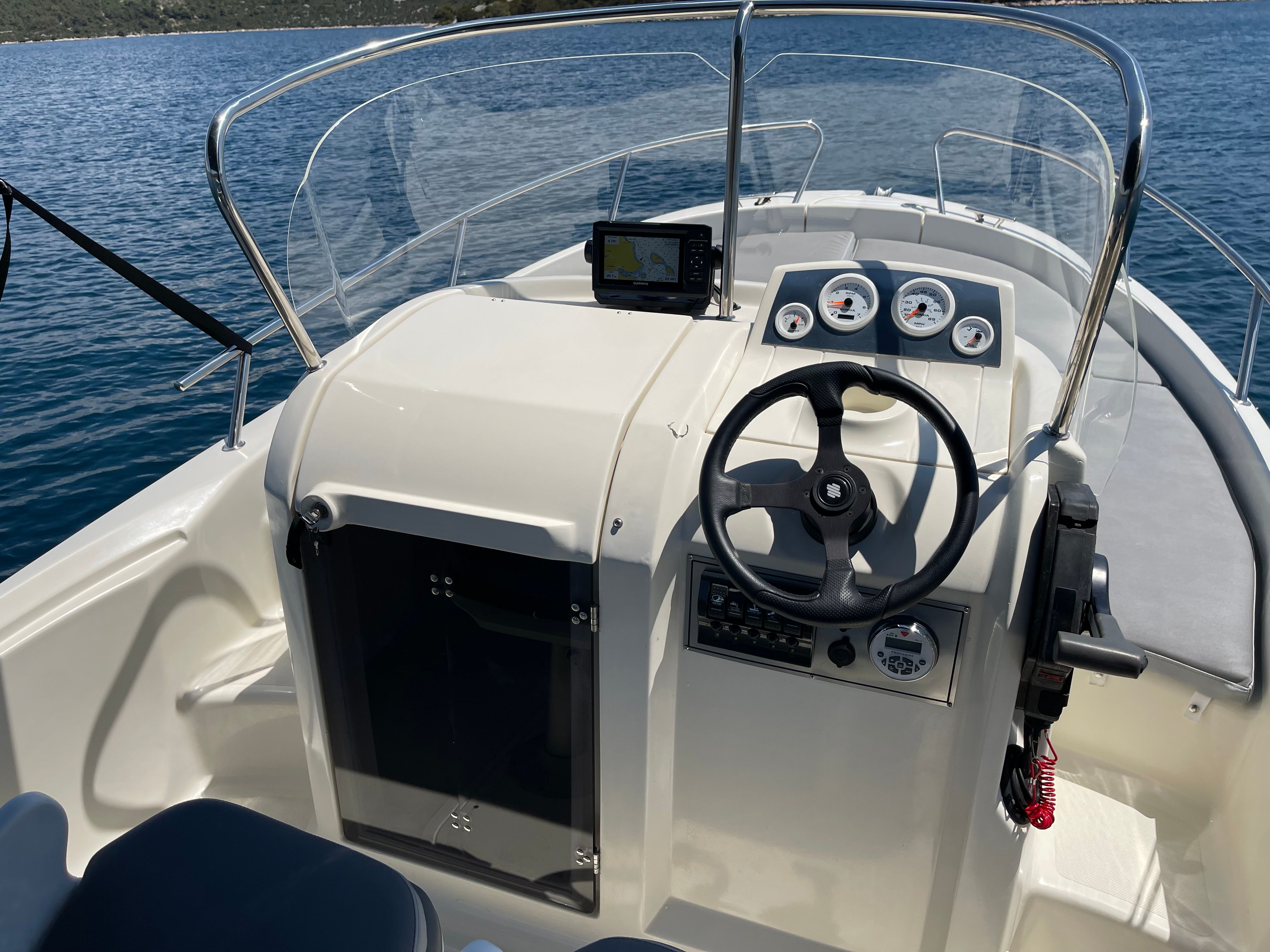 Fisher 20 | SunDeck