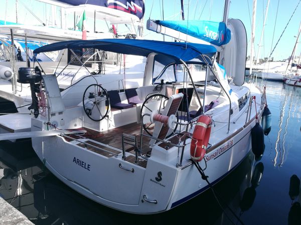Beneteau Oceanis 38 | Ariele