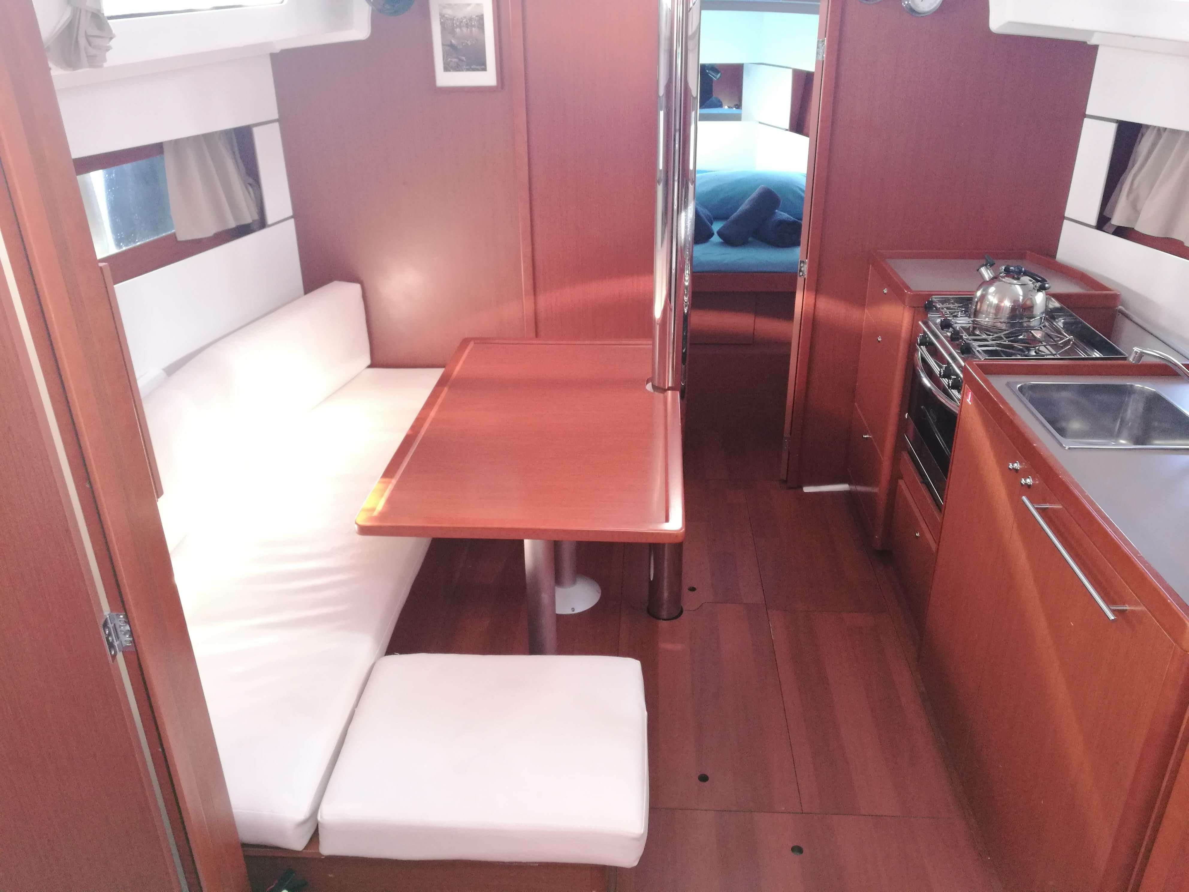 Beneteau Oceanis 38 | Ariele