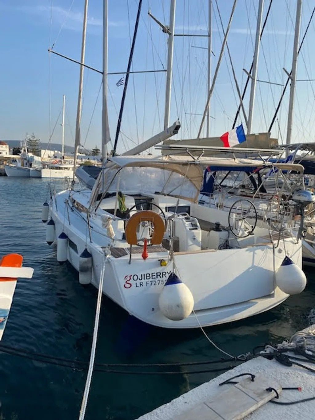 Jeanneau Sun Odyssey 440 | Gojiberry