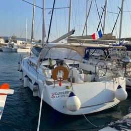 Jeanneau Sun Odyssey 440 | Gojiberry
