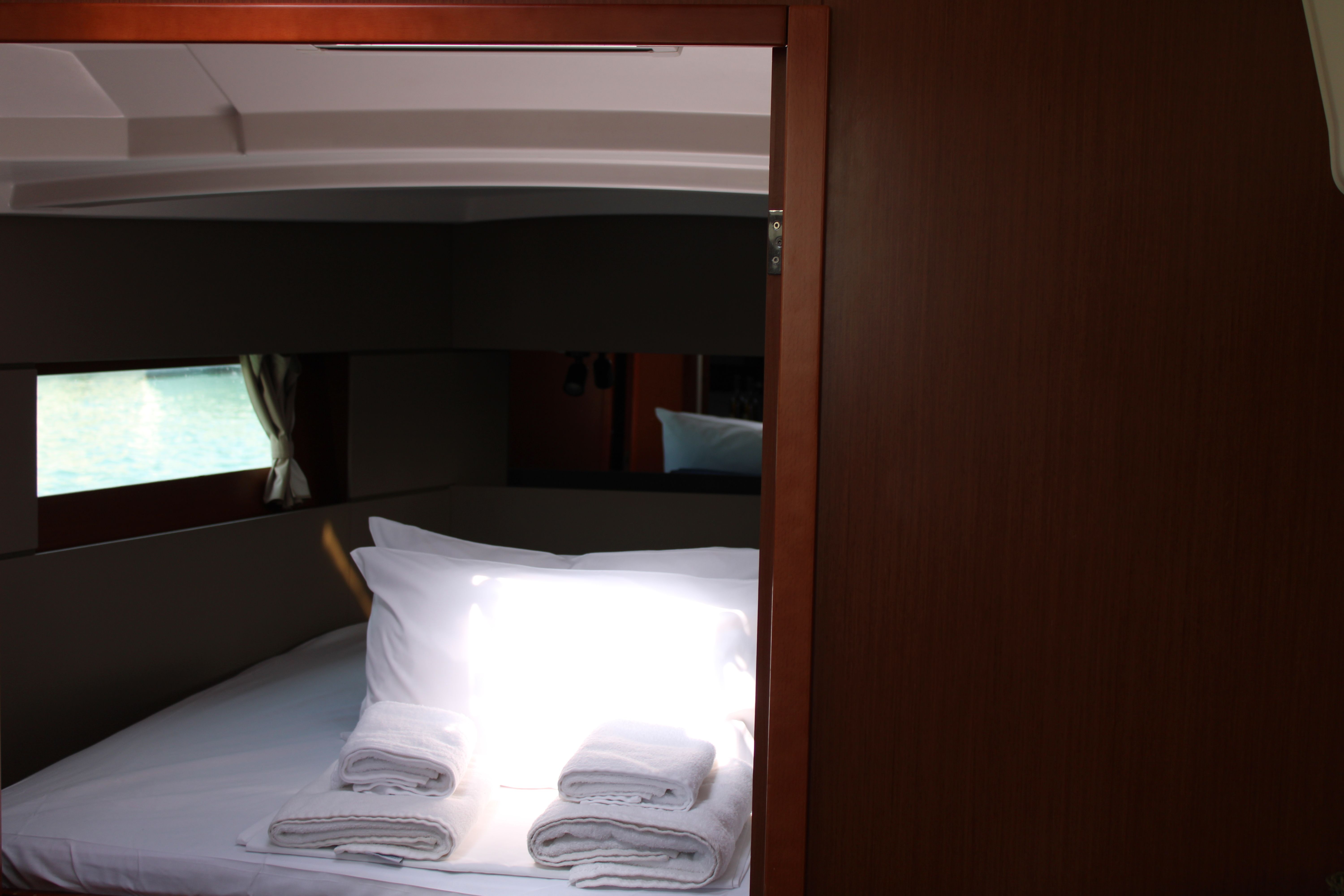 Beneteau Oceanis 38 | Zeus