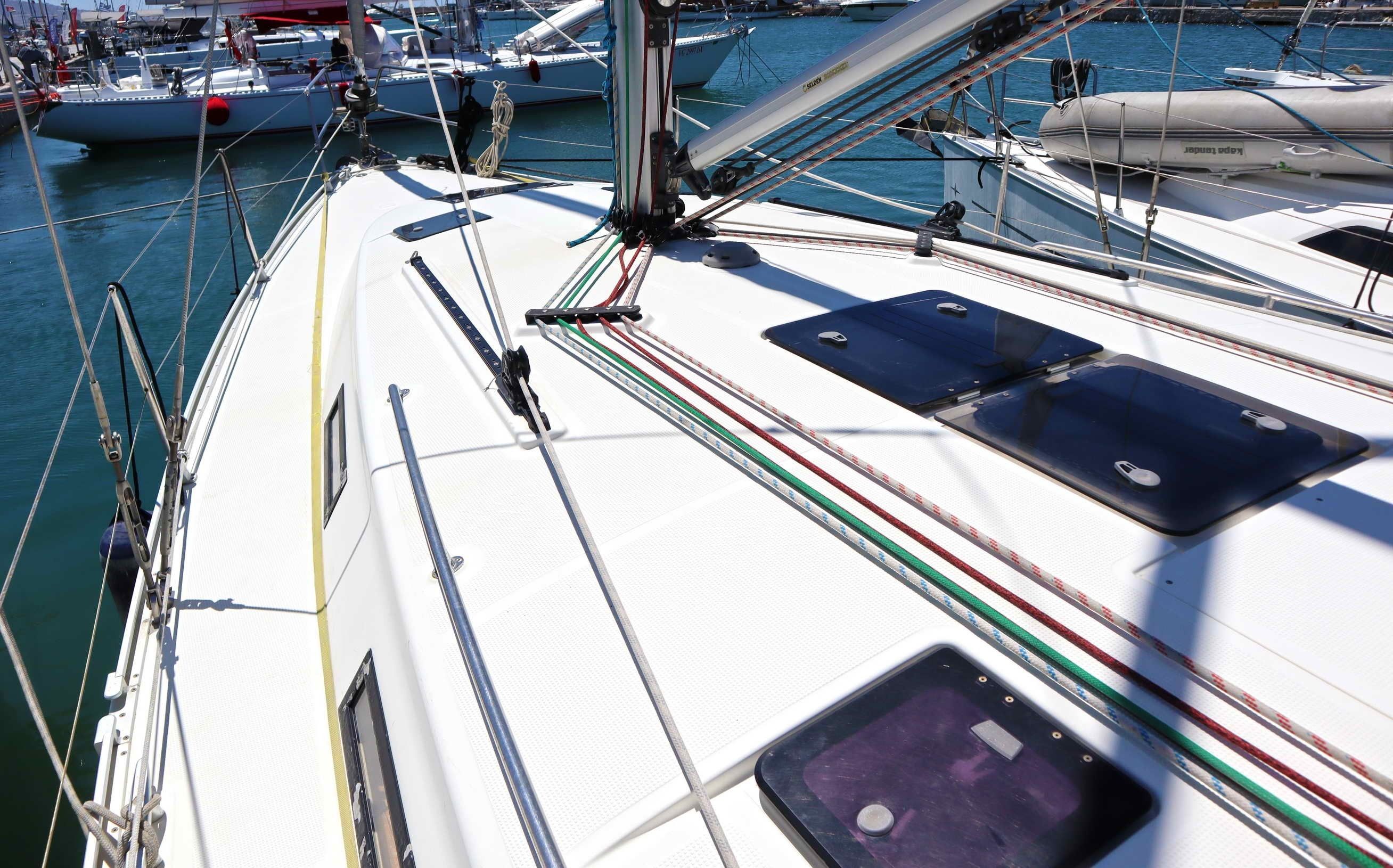 Bavaria Cruiser 40 | Fortuna Redux