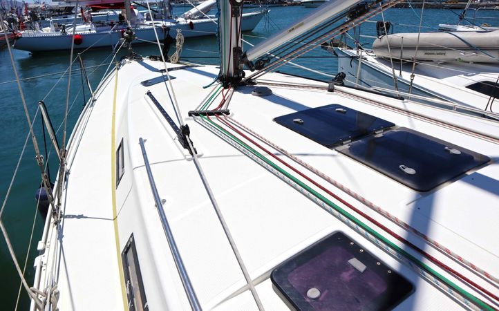 Bavaria Cruiser 40 | Fortuna Redux