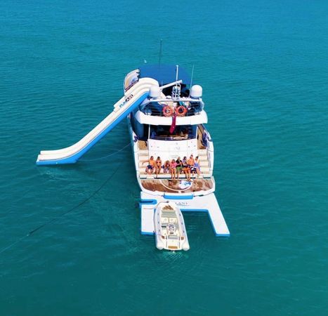 Sunseeker 82 | Alani