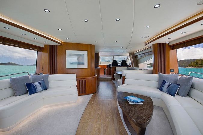 Sunseeker 82 | Alani