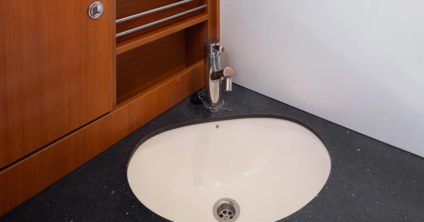 Bavaria Cruiser 32 | Anemos16