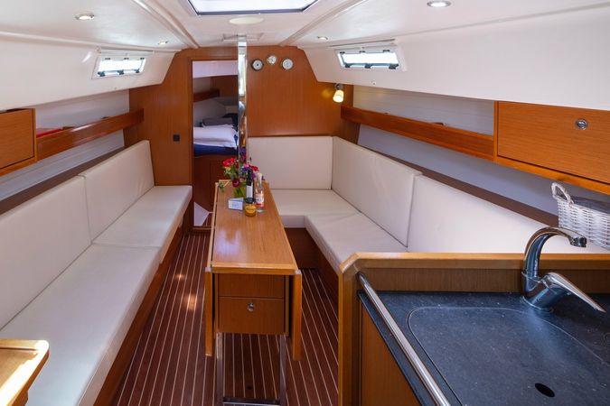 Bavaria Cruiser 32 | Anemos