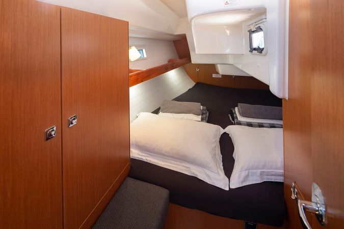 Bavaria Cruiser 34 | Oneiro