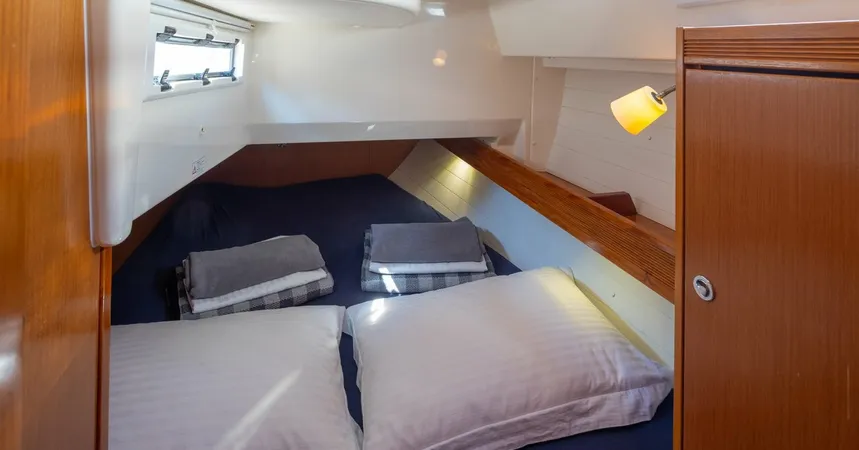 Bavaria Cruiser 36 | Ionio15