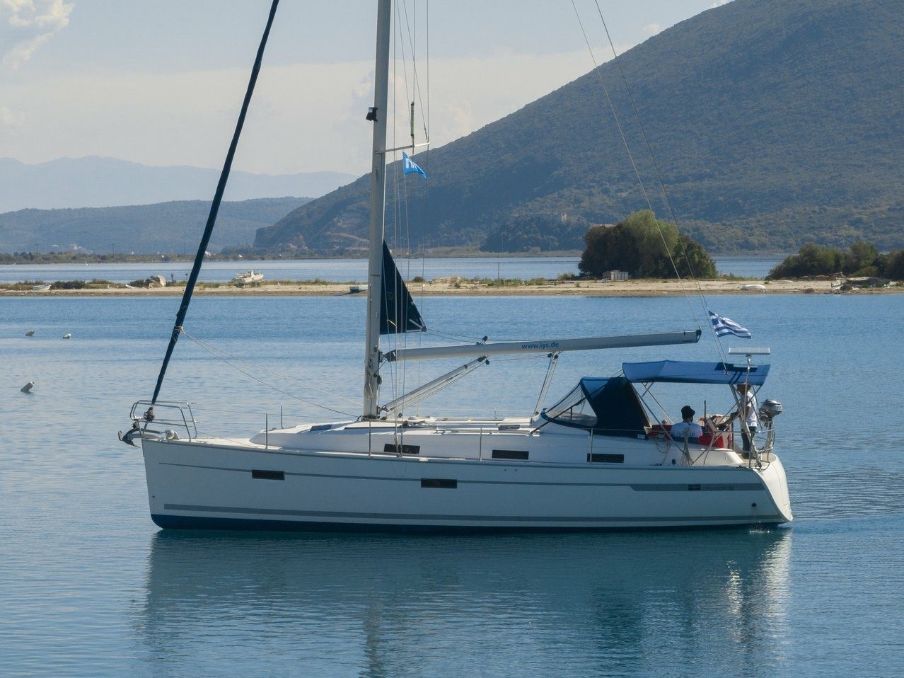 Bavaria Cruiser 36 | Ionio4