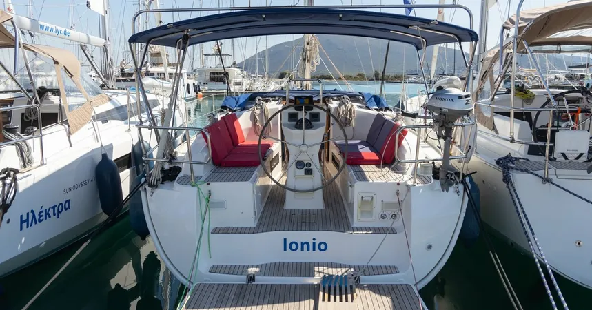 Bavaria Cruiser 36 | Ionio8