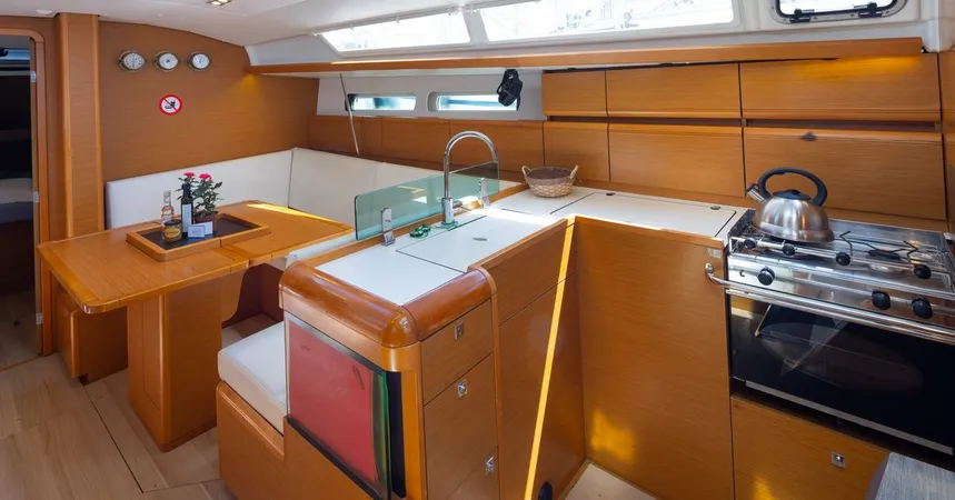 Jeanneau Sun Odyssey 419 | Penelope12