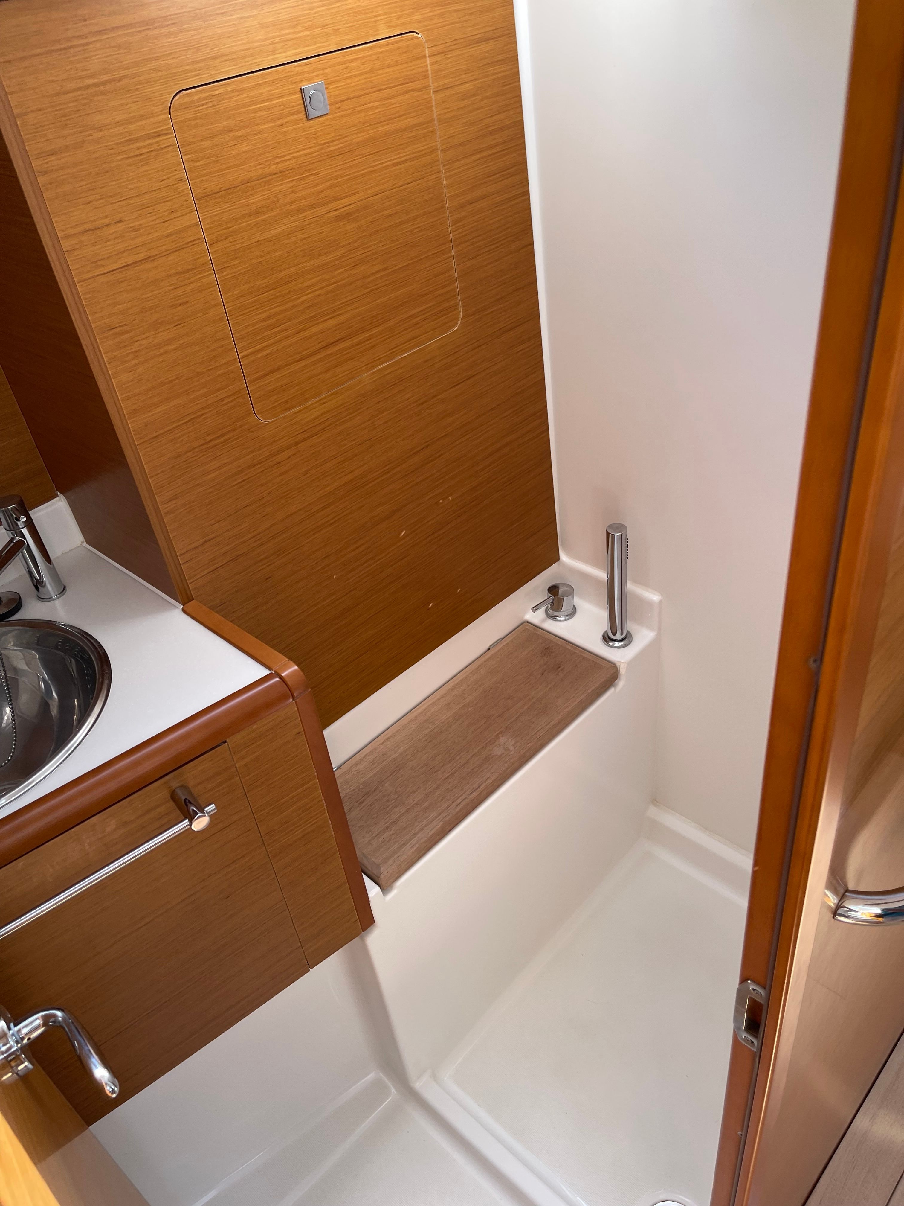 Jeanneau Sun Odyssey 419 | Nirikos