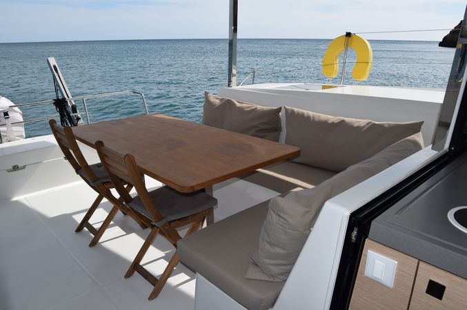 Fountaine Pajot Lucia 40 | Summer Sun