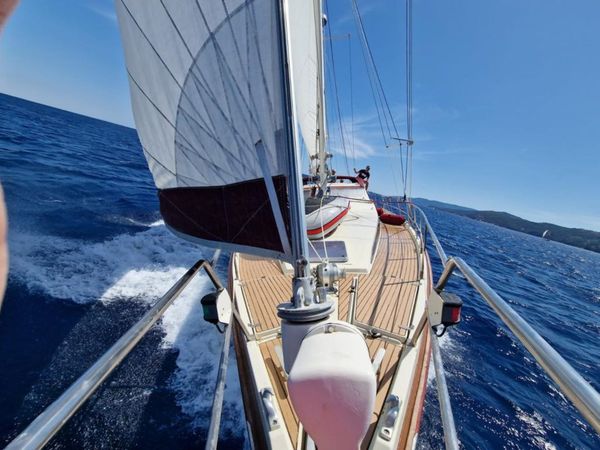 Amel Supermaramu 53 | Libertas