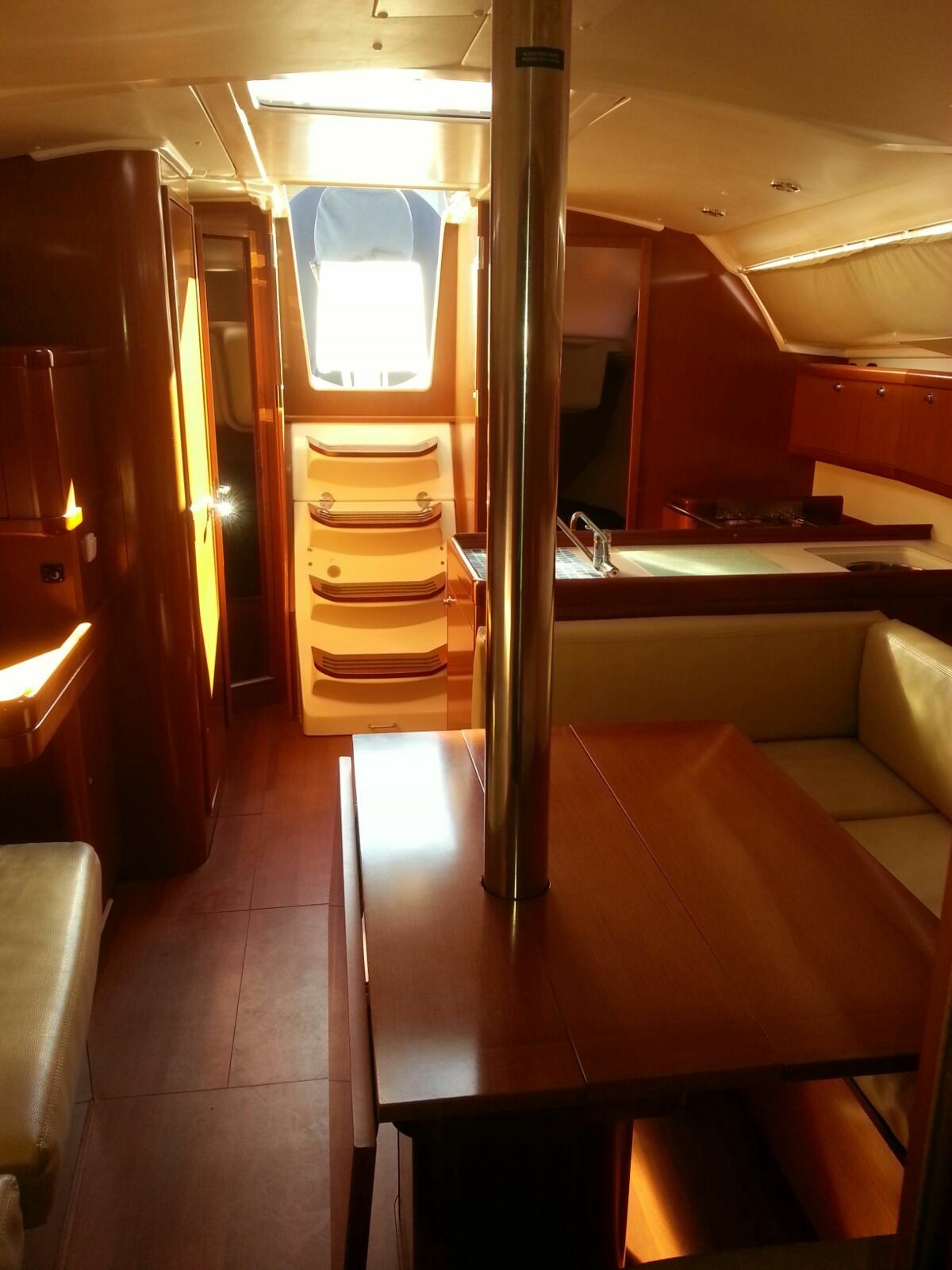 Beneteau Oceanis 37 | Romantica