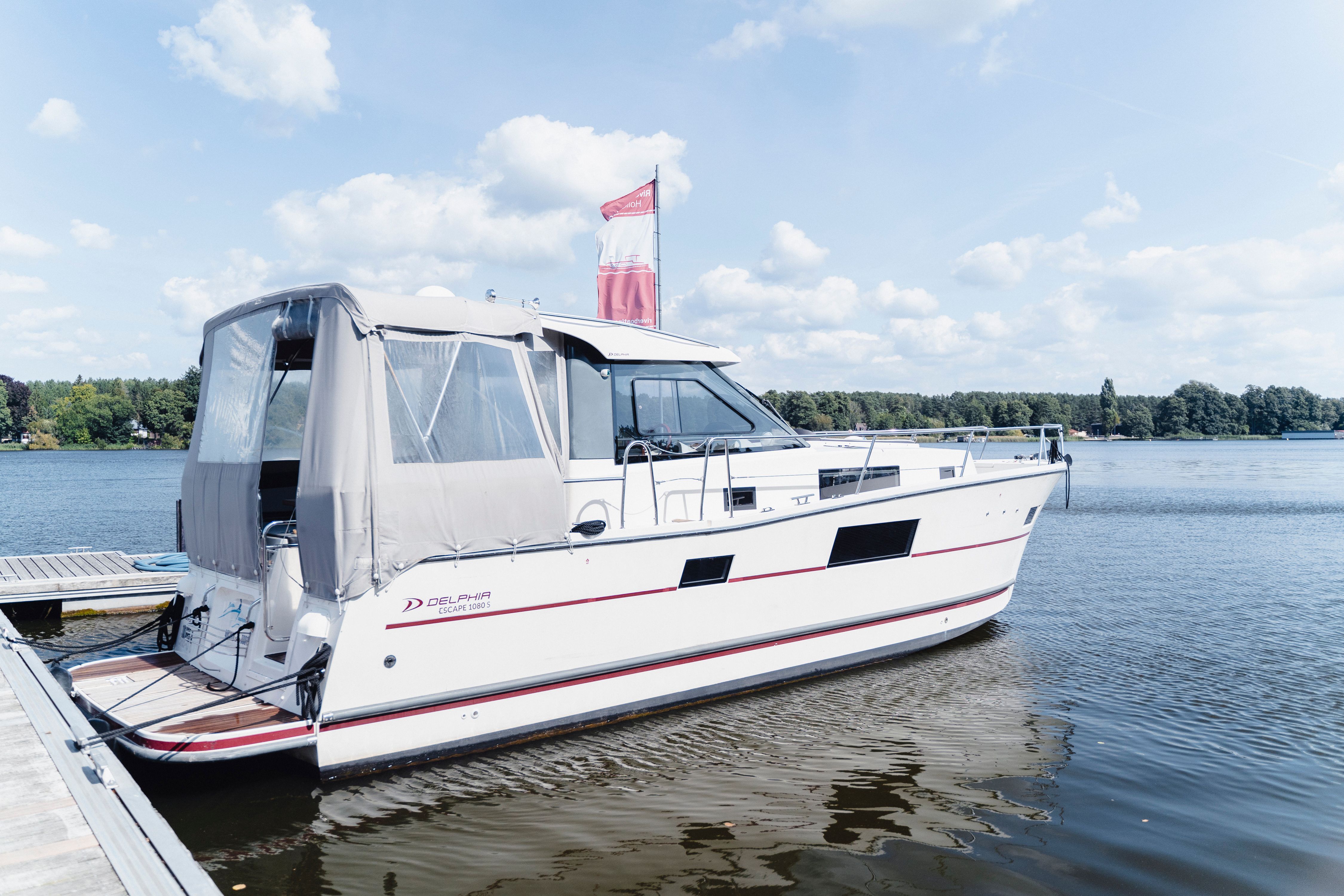 Delphia 1080 | Mary-Ann