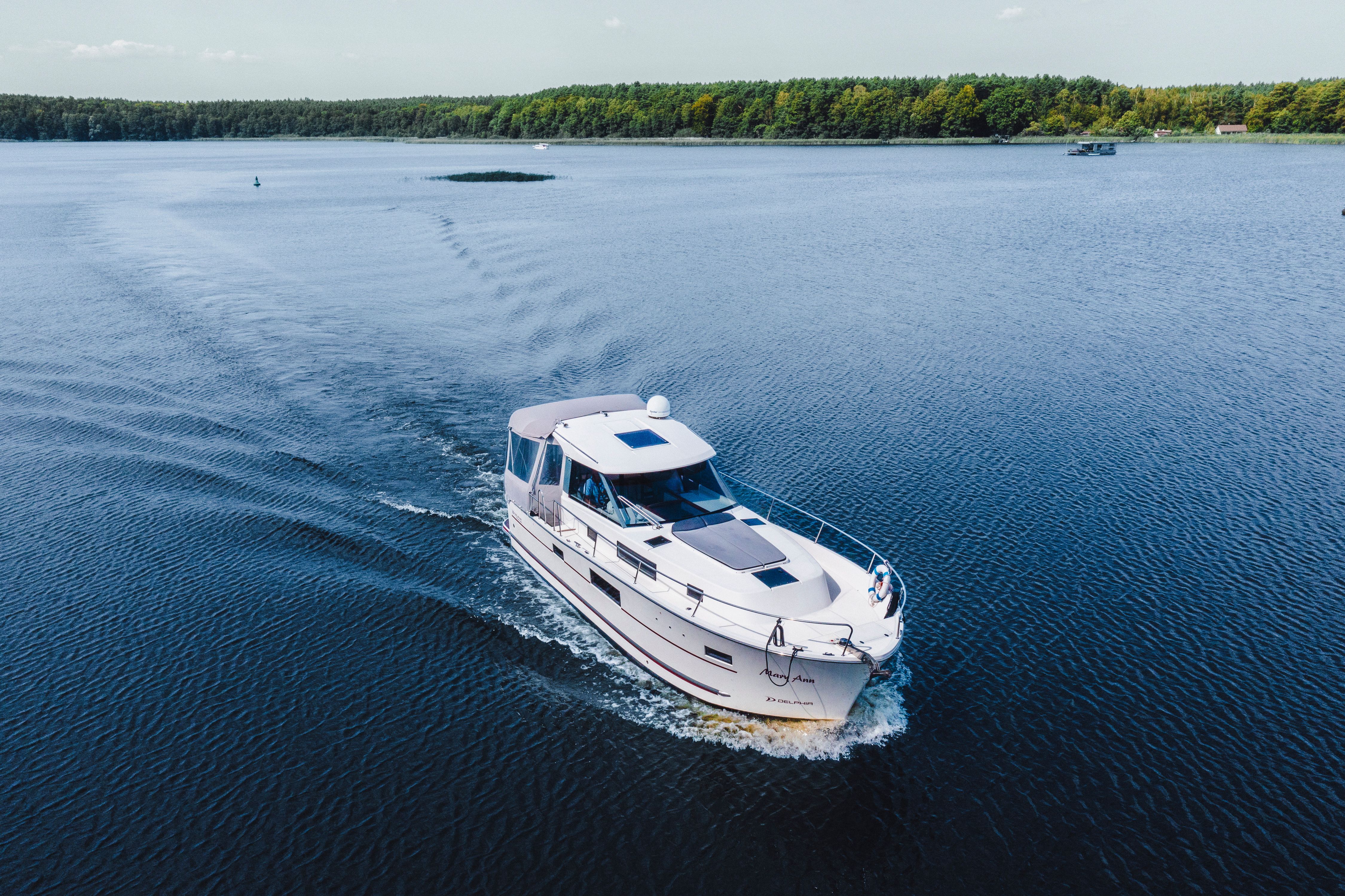 Delphia 1080 | Mary-Ann