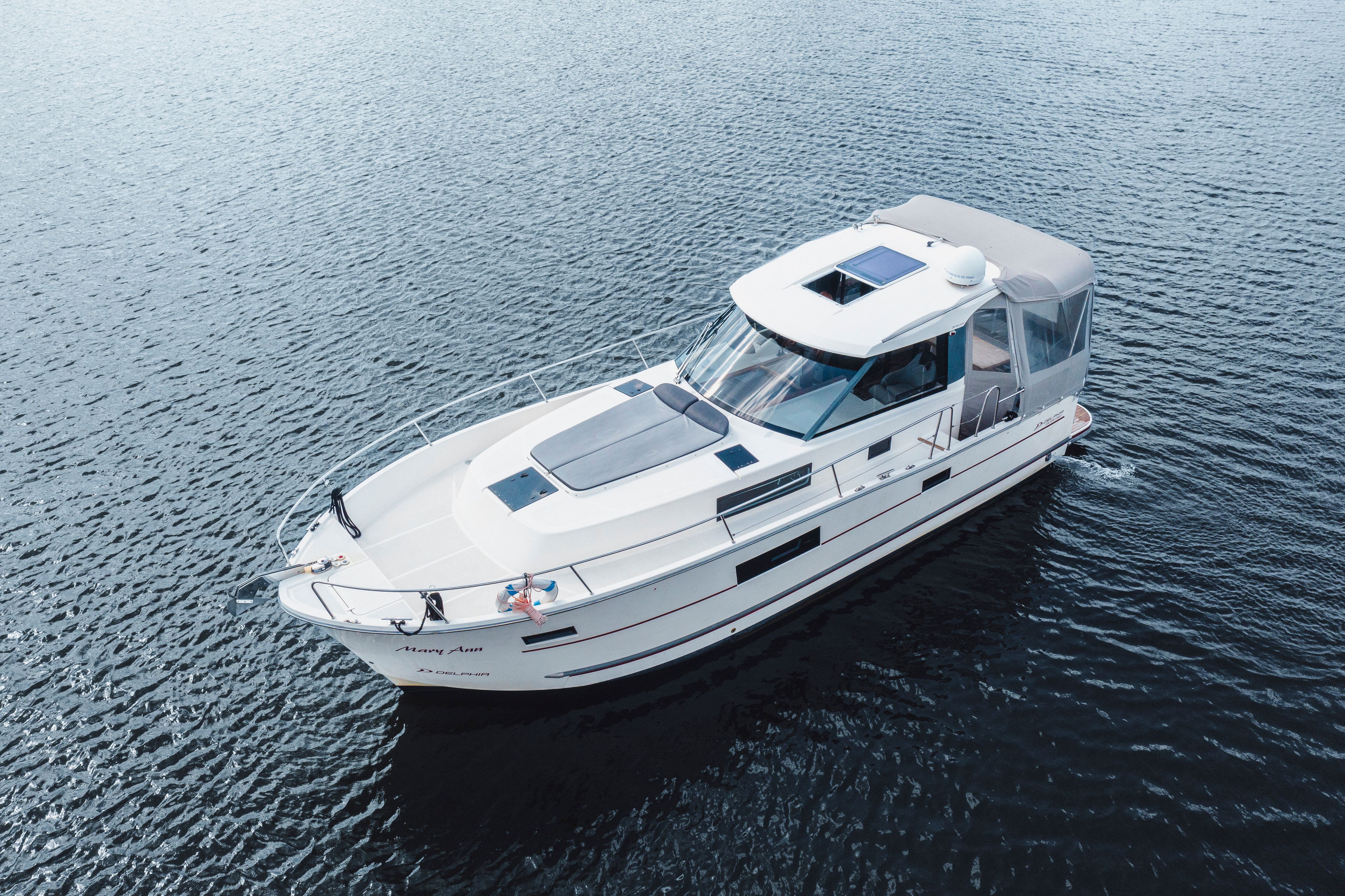 Delphia 1080 | Mary-Ann