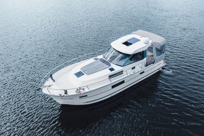 Delphia 1080 | Mary-Ann