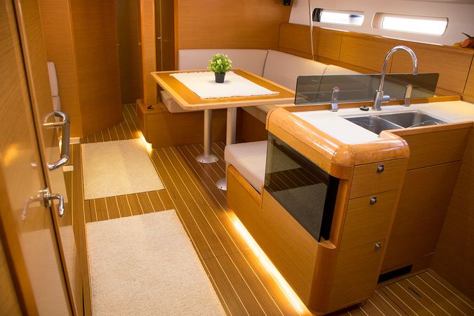 Jeanneau Sun Odyssey 439 | Thales