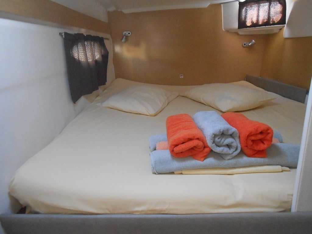 Fountaine Pajot Mahe 36 | Patchanka