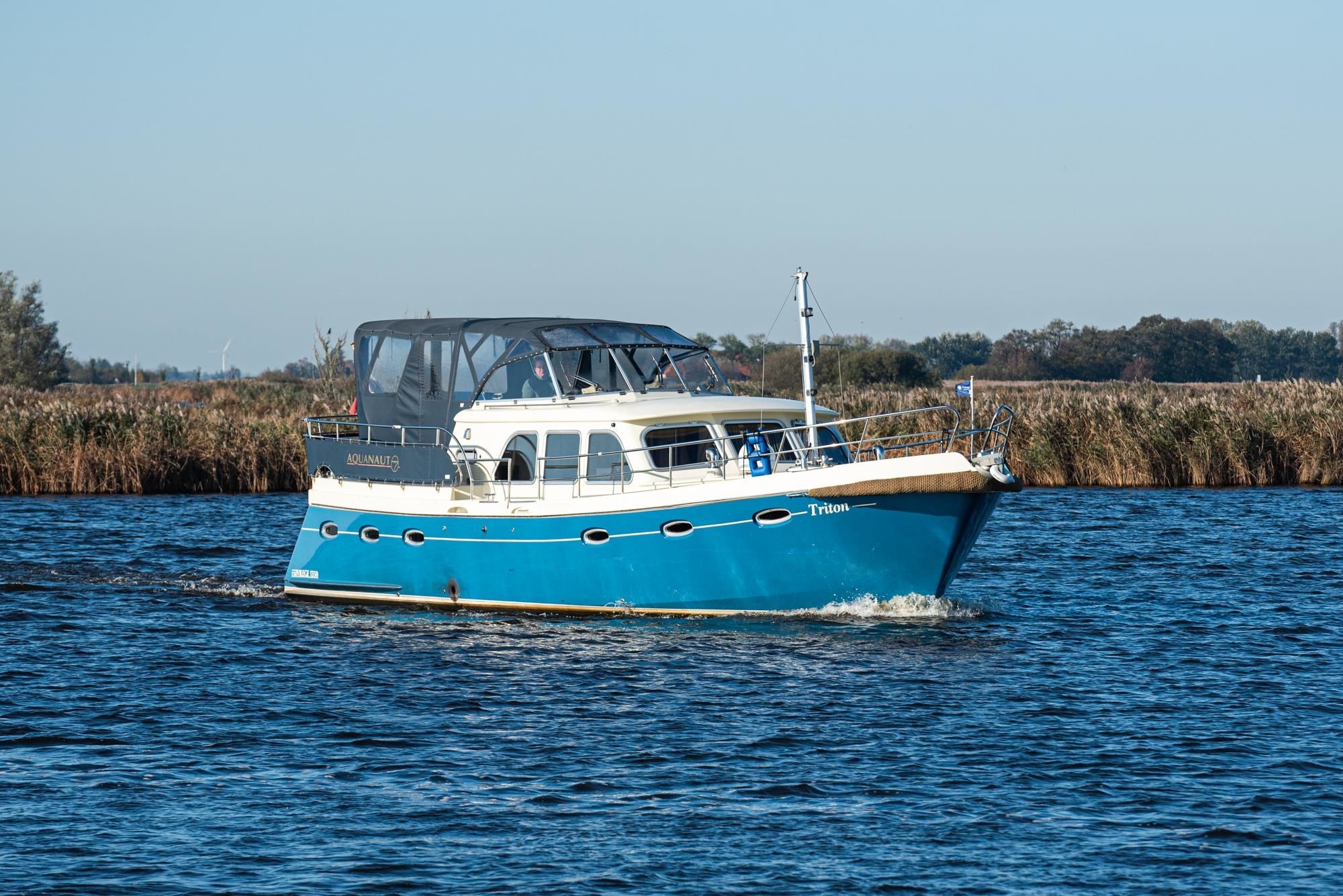 Privilege 1350 | Triton