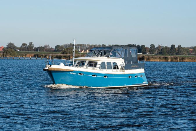 Privilege 1350 | Triton