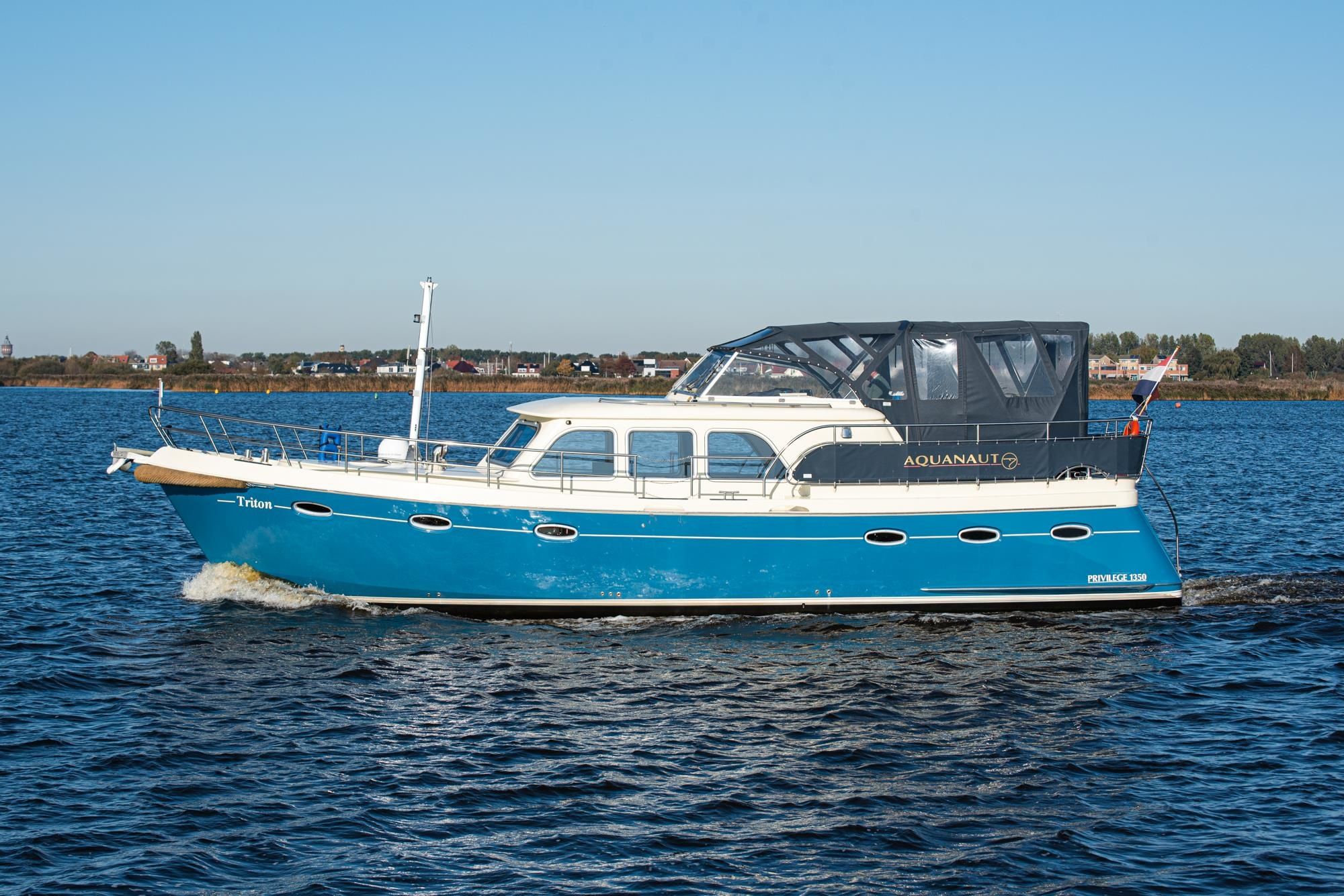 Privilege 1350 | Triton