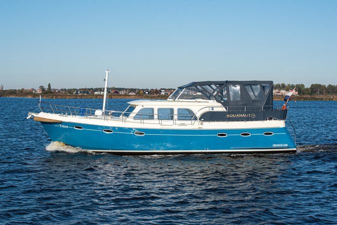 Privilege 1350 | Triton