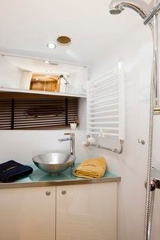 Privilege 1350 | Triton