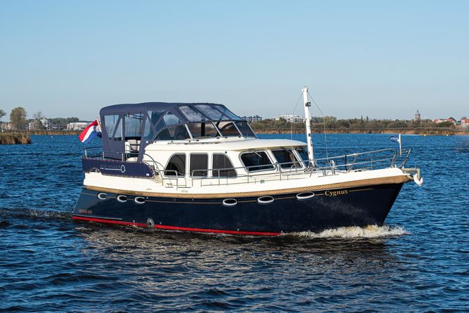 Privilege 1250 | Cygnus