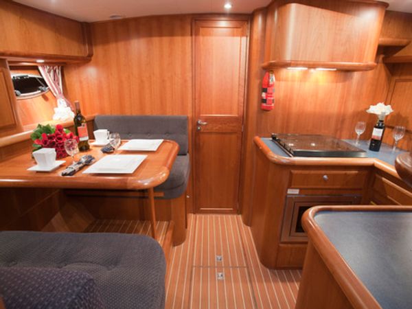 Privilege 1250 | Cygnus