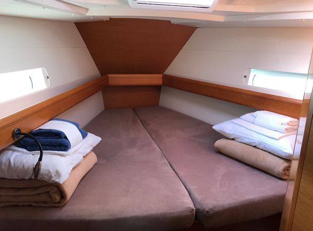 Jeanneau Sun Odyssey 409 | Corinne