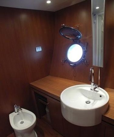 Navetta 85 | Shika Kamata