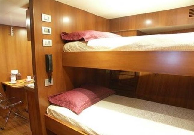 Navetta 85 | Shika Kamata