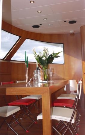 Navetta 85 | Shika Kamata